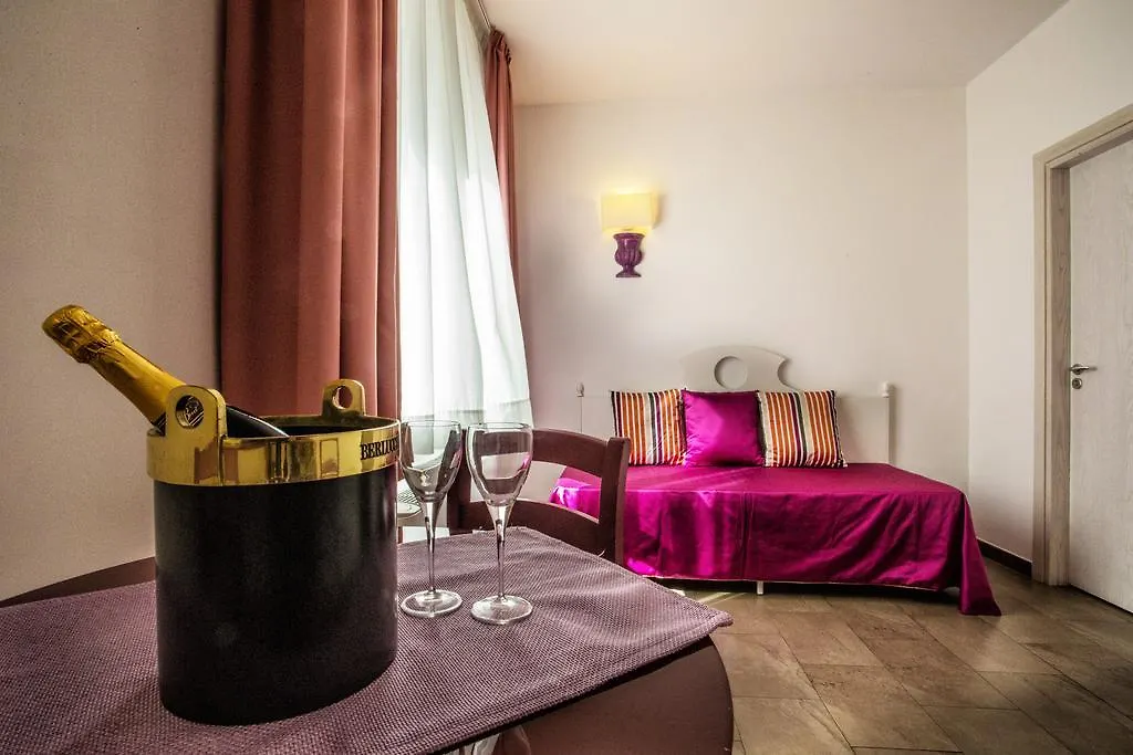 Hotel O'Scia Lampedusa 3*,  Italy